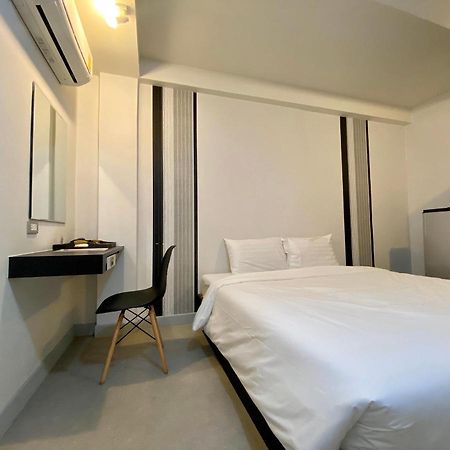 Beam House Hotel Patong Buitenkant foto