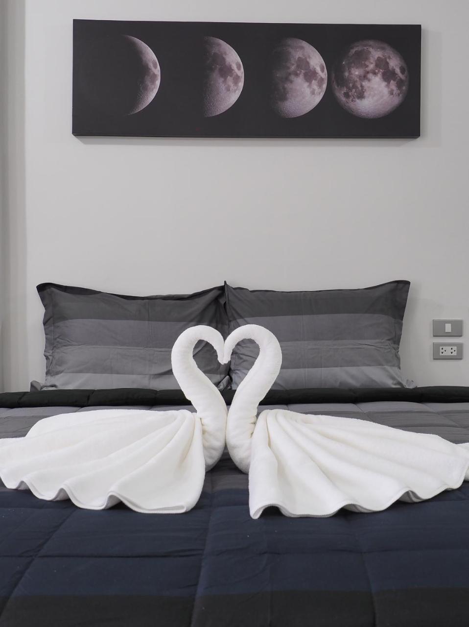 Beam House Hotel Patong Buitenkant foto