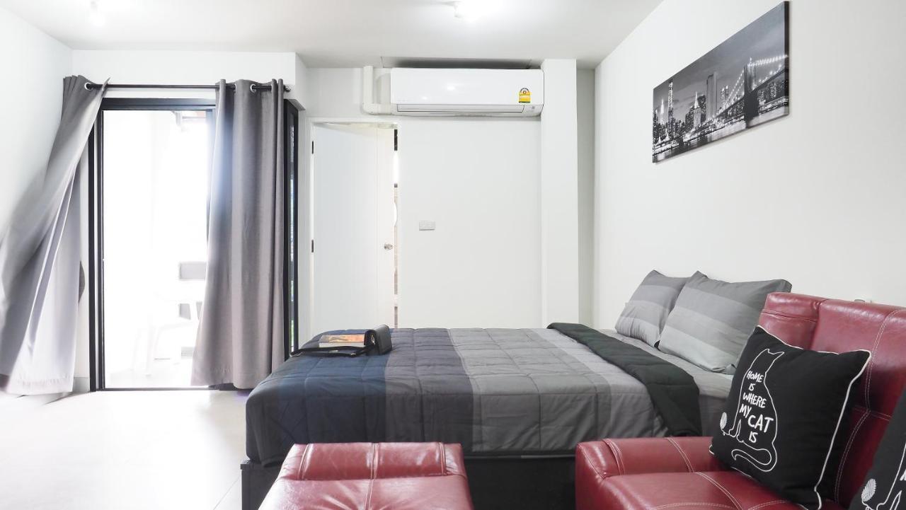 Beam House Hotel Patong Buitenkant foto