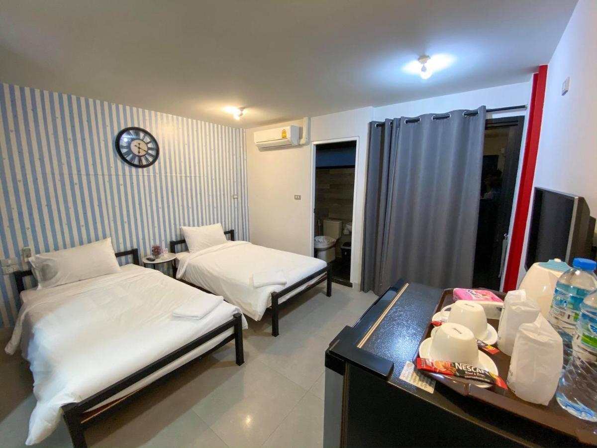 Beam House Hotel Patong Buitenkant foto