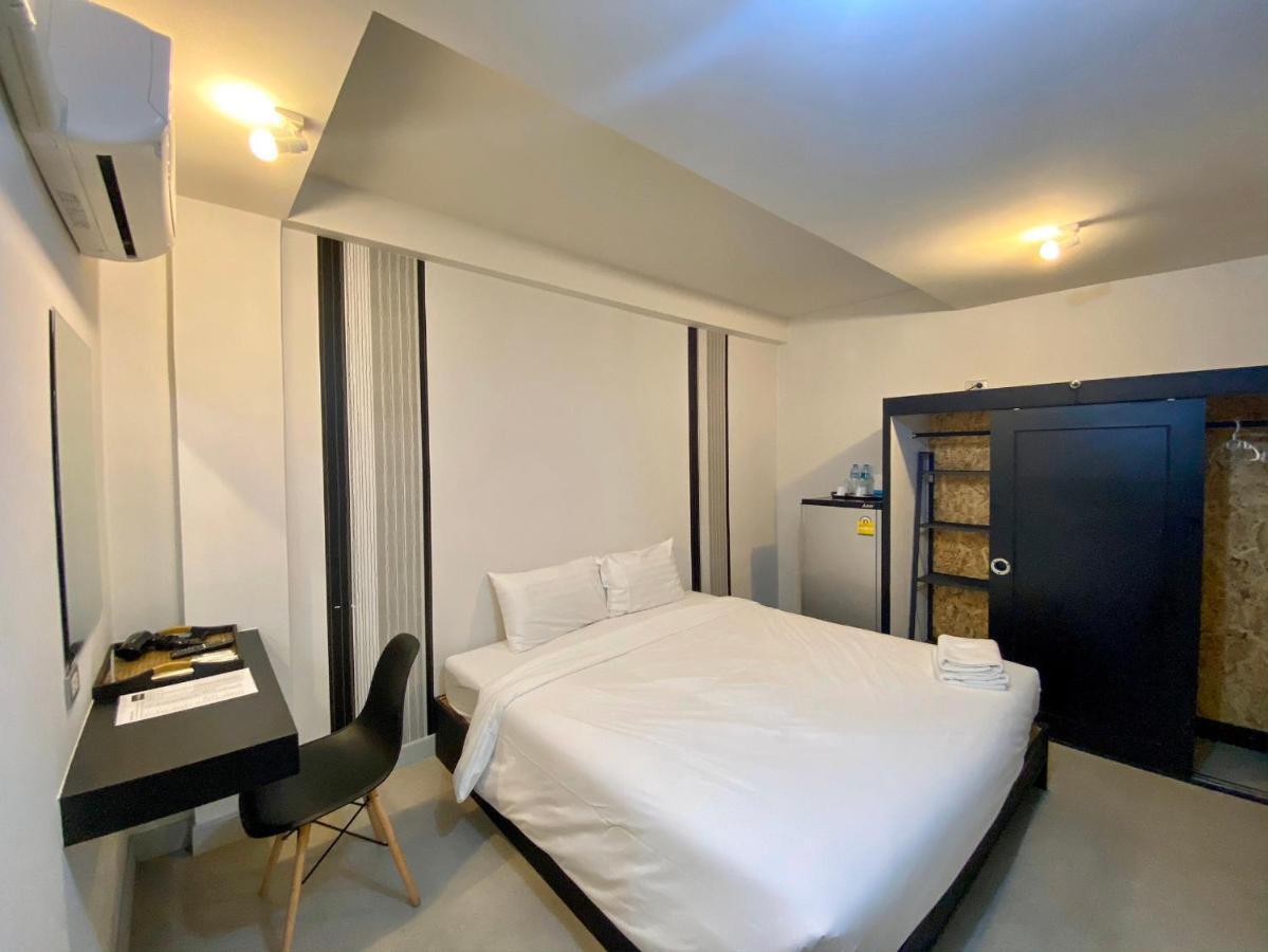 Beam House Hotel Patong Buitenkant foto